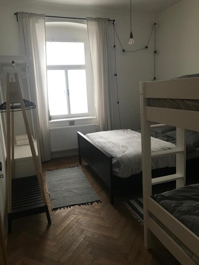 Králíky Stara Skola Hedecアパートホテル エクステリア 写真